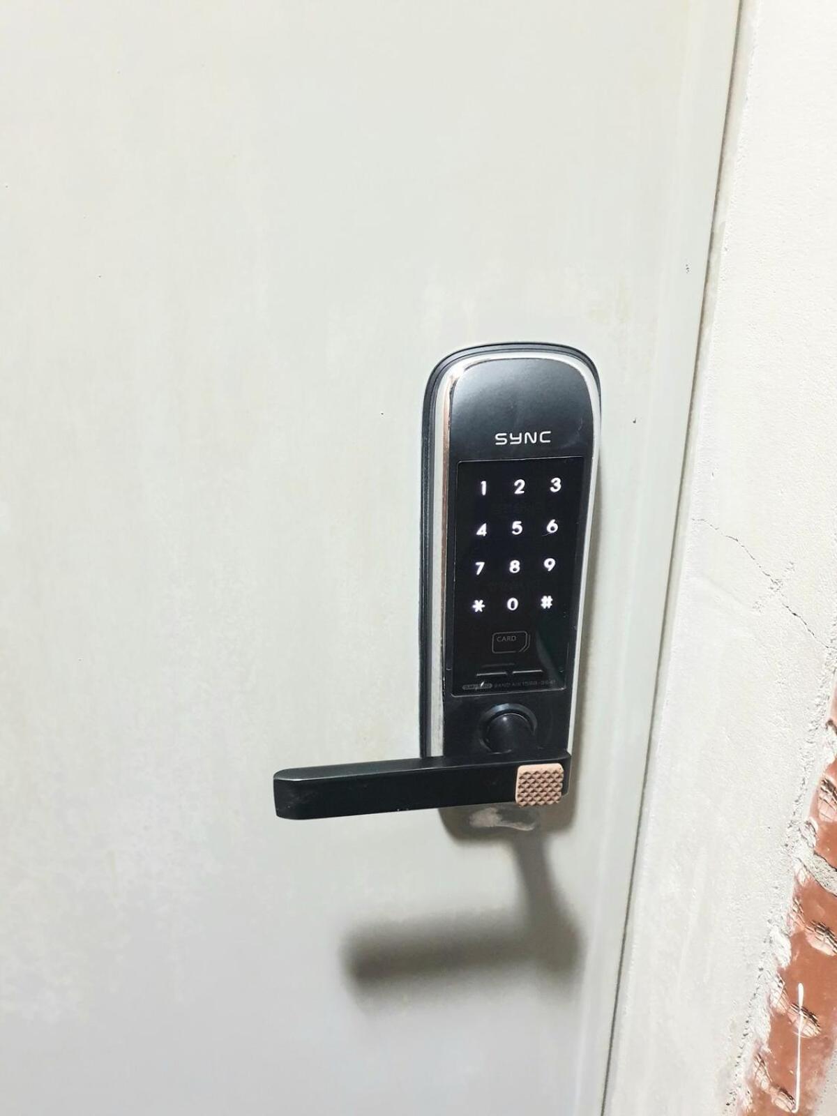 Apartment Secret Spaceship Ark B01 Seoul